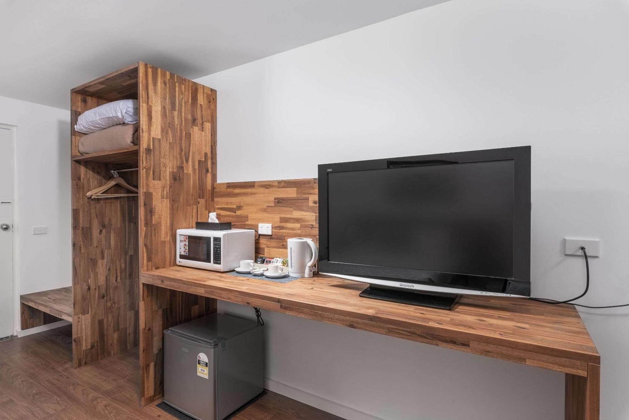 Econo Lodge Lilydale Bagian luar foto